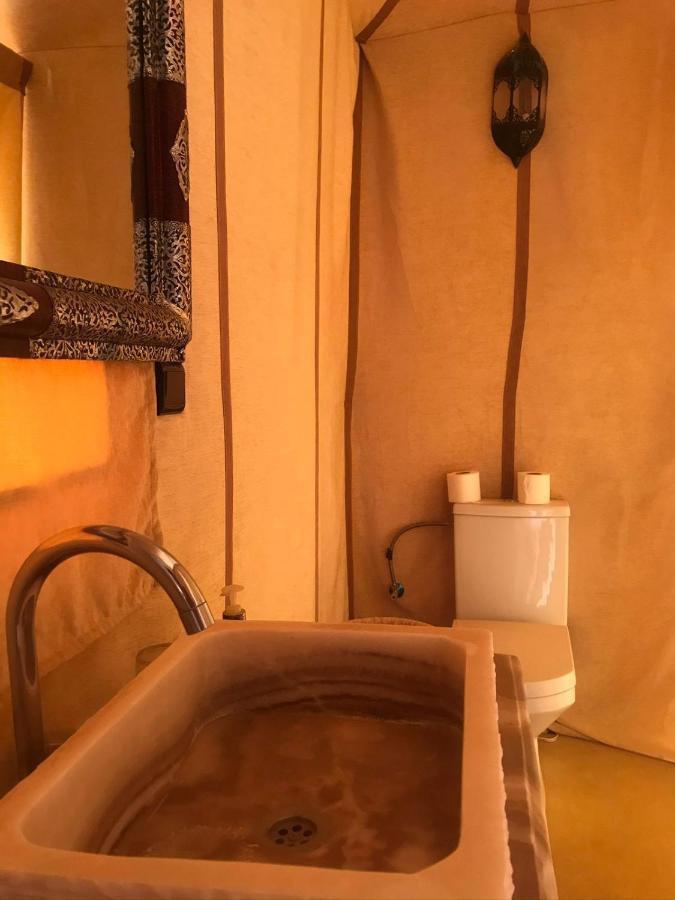 Merzouga Luxury Tents - Glamping Luaran gambar