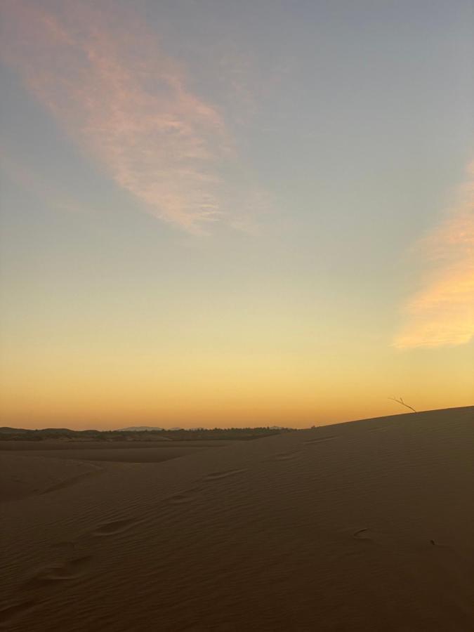 Merzouga Luxury Tents - Glamping Luaran gambar